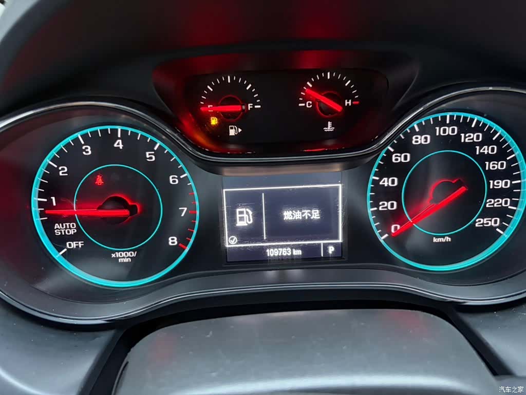 Chevrolet 320, 2017 все фото