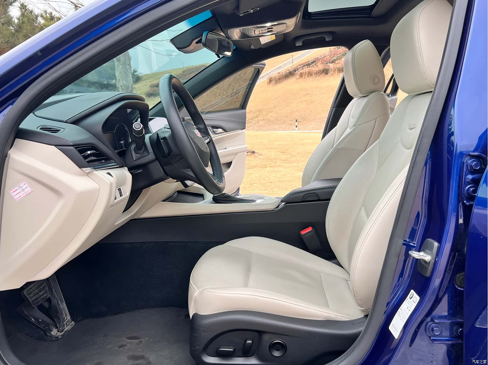 Cadillac CT4, 2023 7