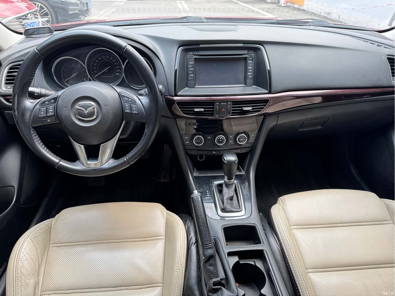 Mazda Atenza, 2013 8