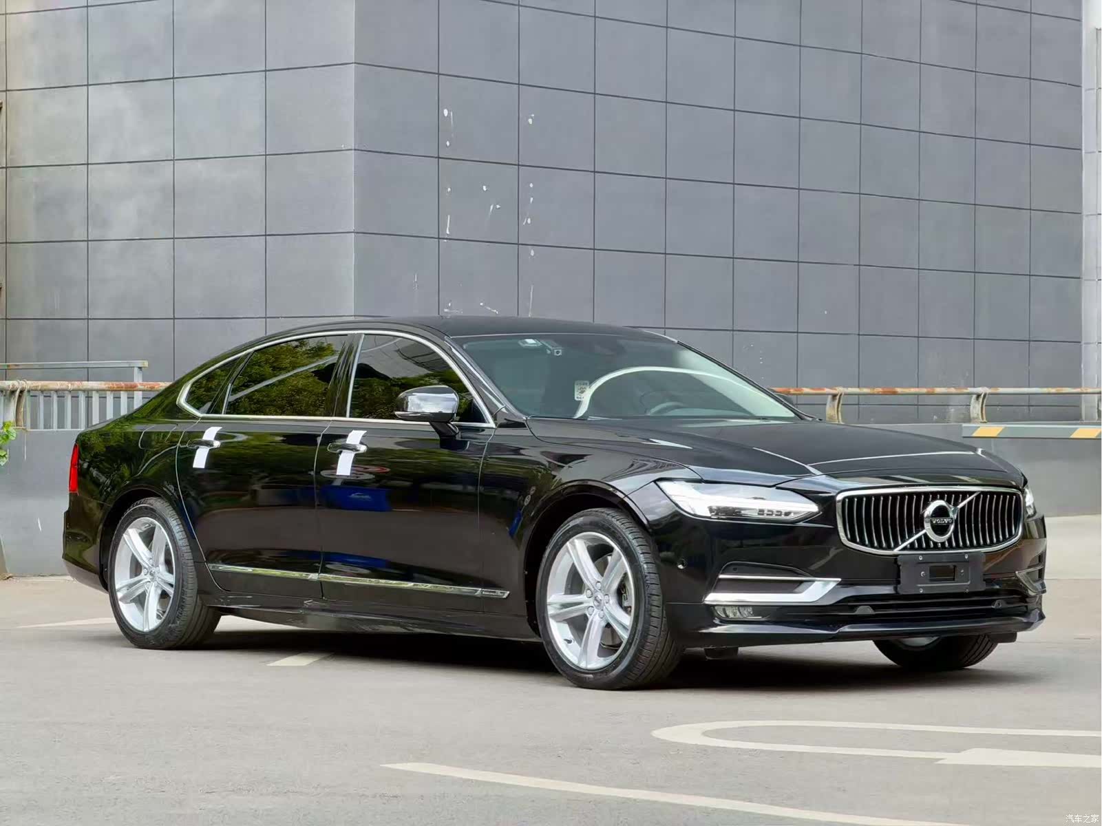 Volvo S90, 2019 3