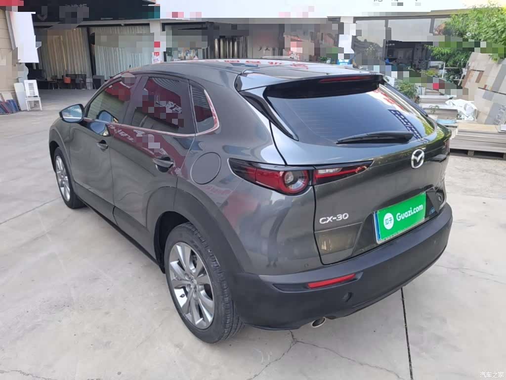 Mazda CX-30, 2022 все фото