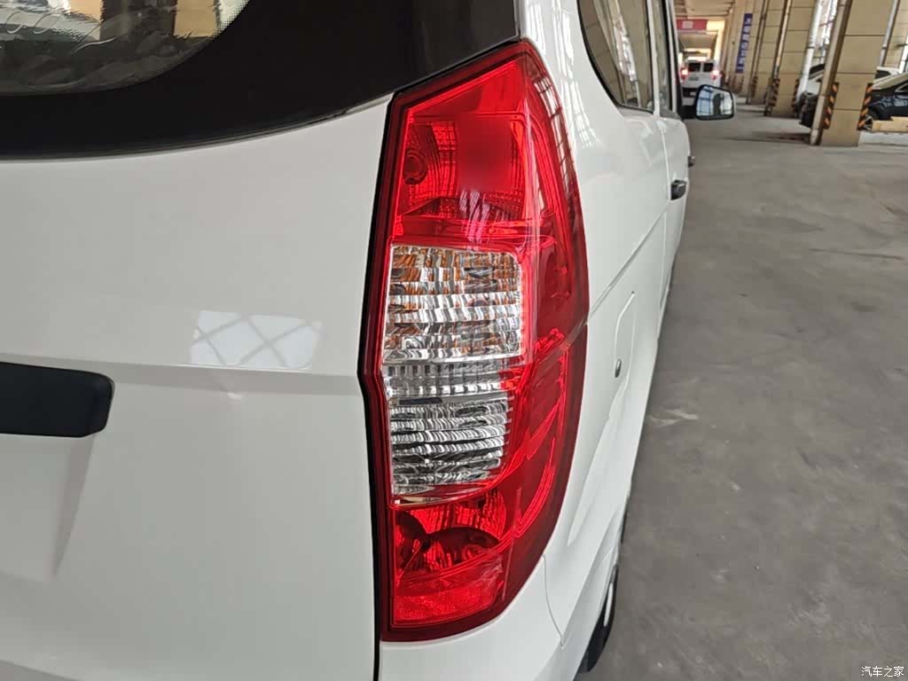 Wuling Hongguang, 2019 8
