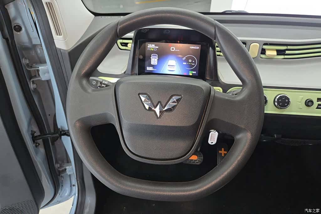 Wuling MINIEV, 2022 15