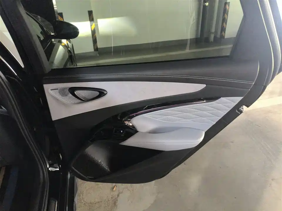BYD seal