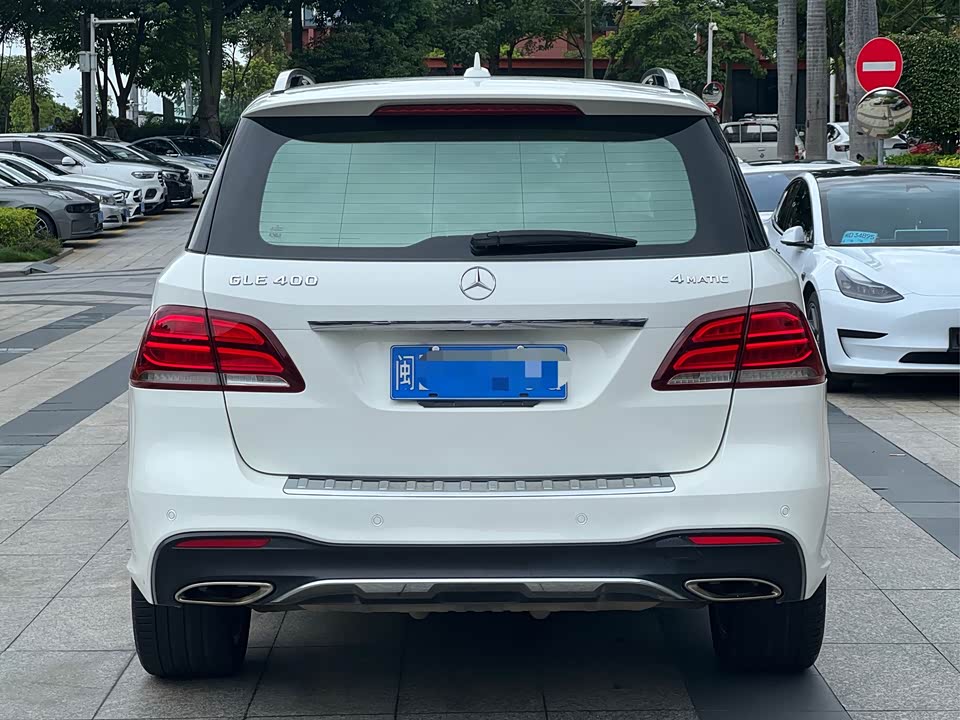Mercedes-Benz GLE Mercedes-Benz GLE