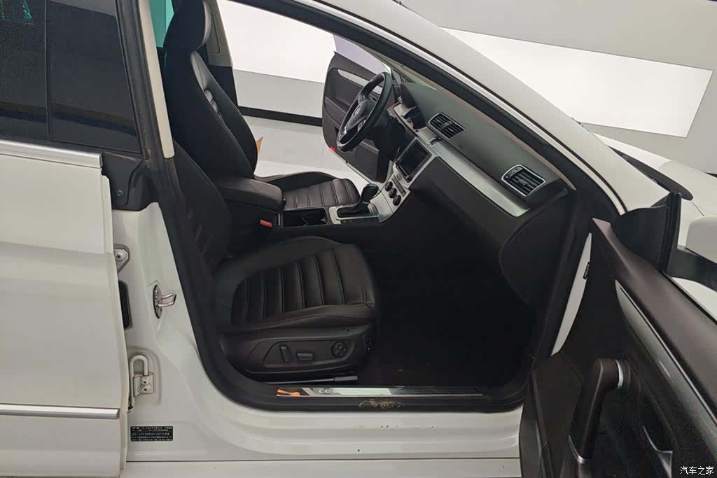 Volkswagen CC, 2018 8