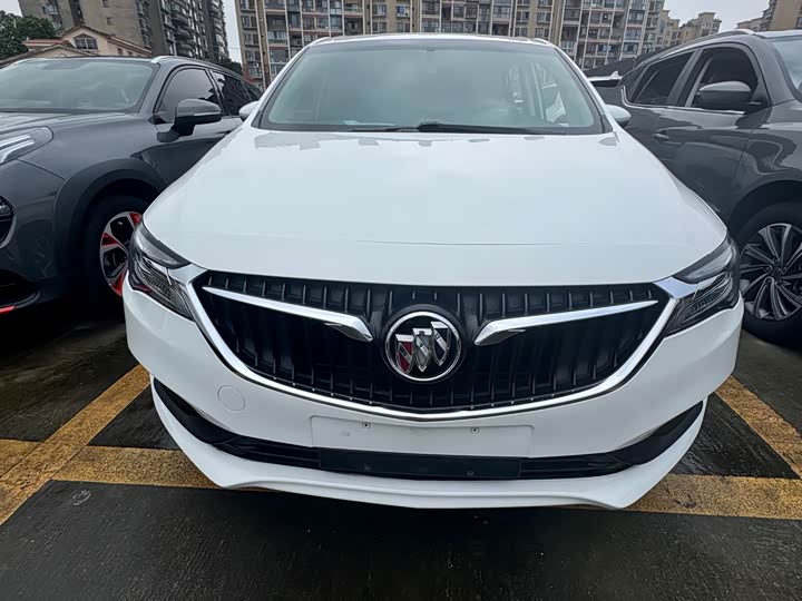 Buick GL6 2019 18T 6 seats Elite China VI