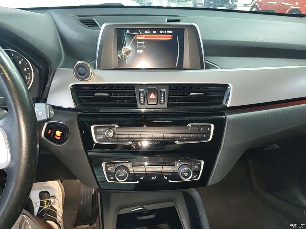BMW X1, 2017 13