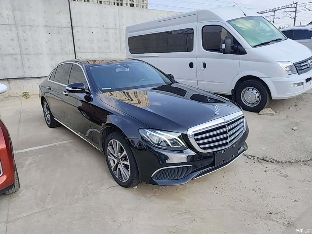 Mercedes-Benz E-Class, 2019 4