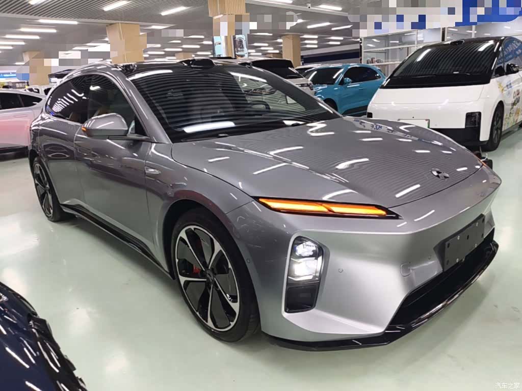 NIO ET5, 2025 4
