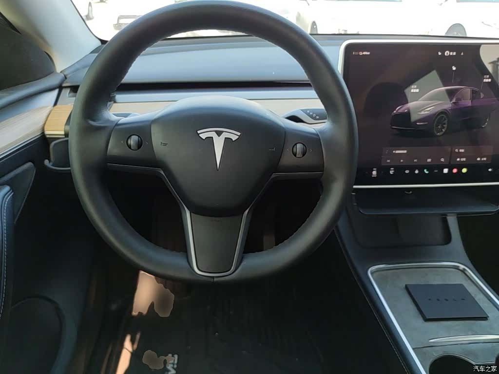 Tesla Model Y, 2022 11
