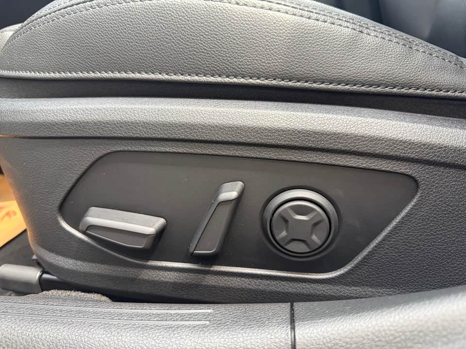 Kia K5 Kia K5