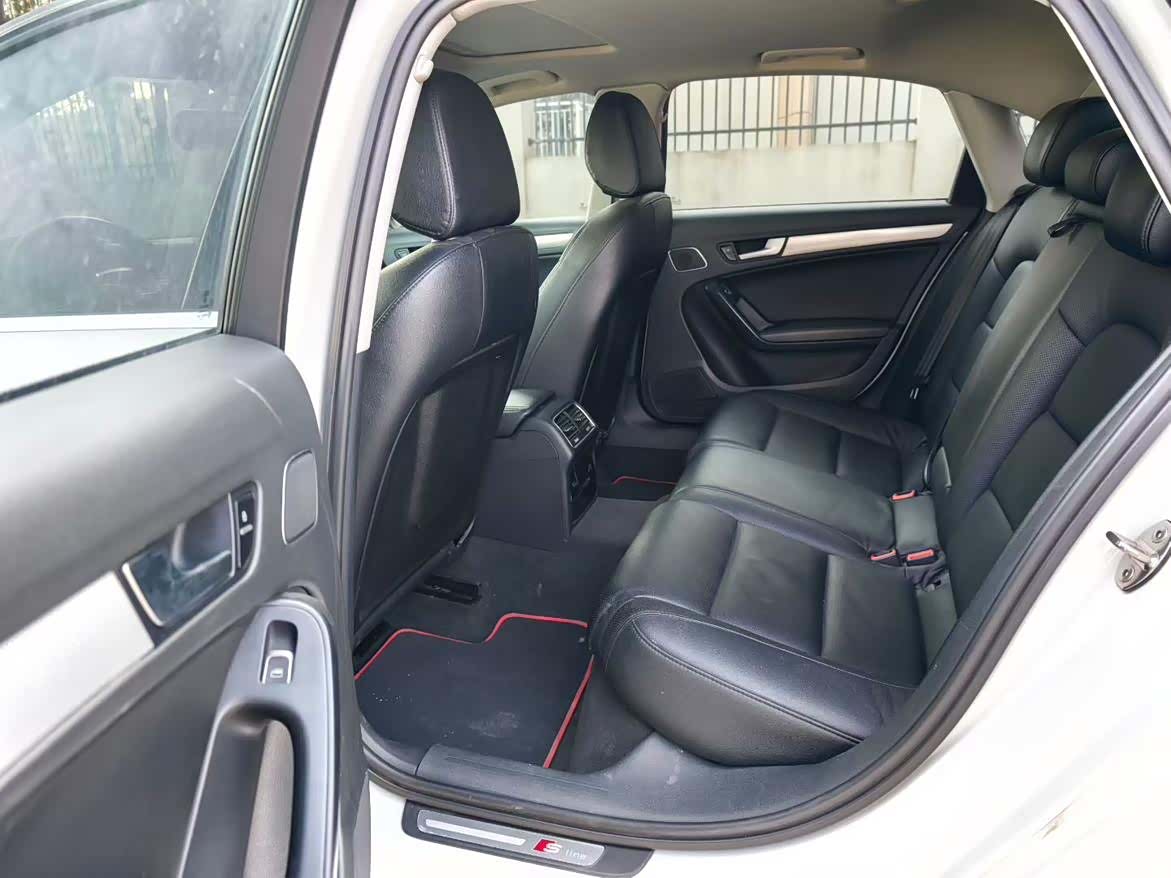 Audi A4L, 2015 все фото
