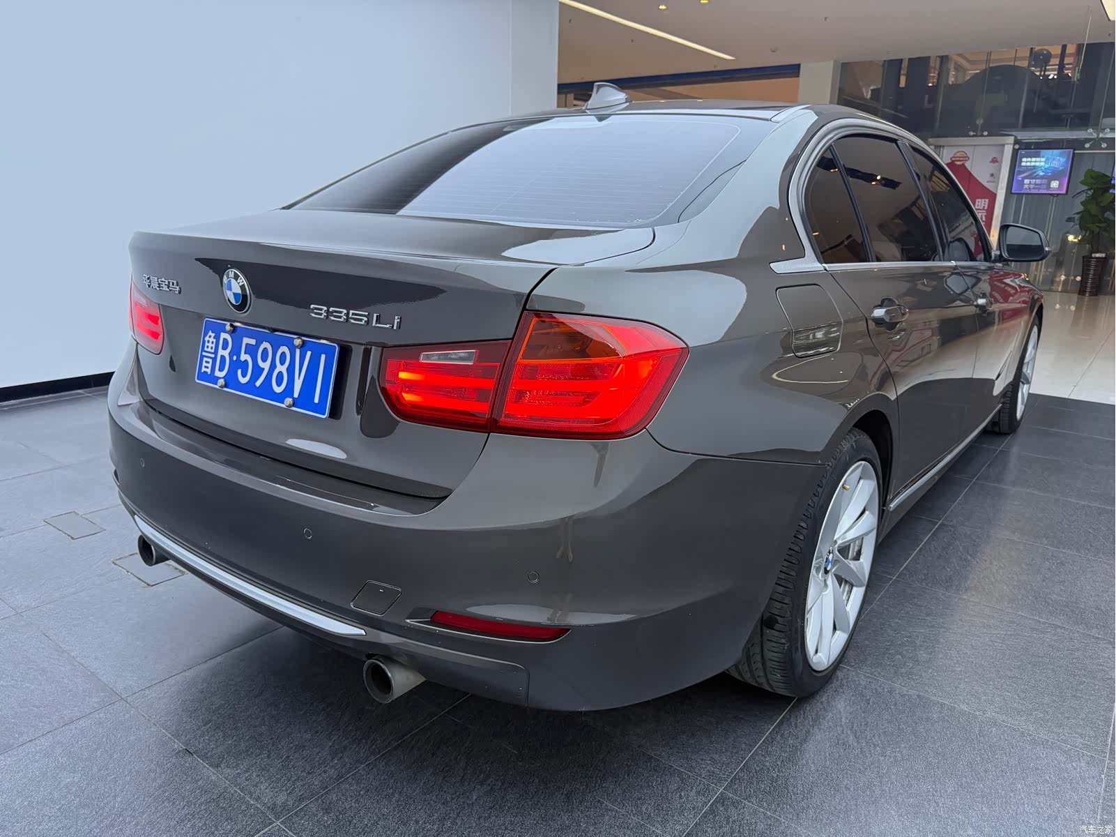 BMW 3 Series, 2015 9