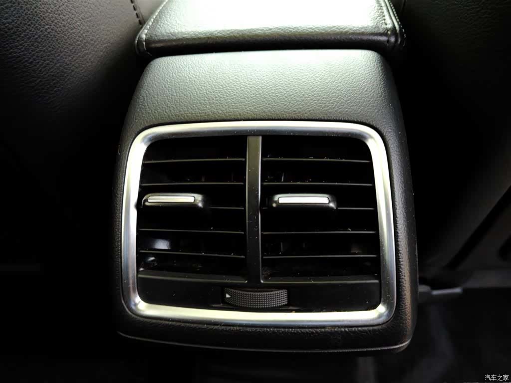 Audi Q3, 2019 16