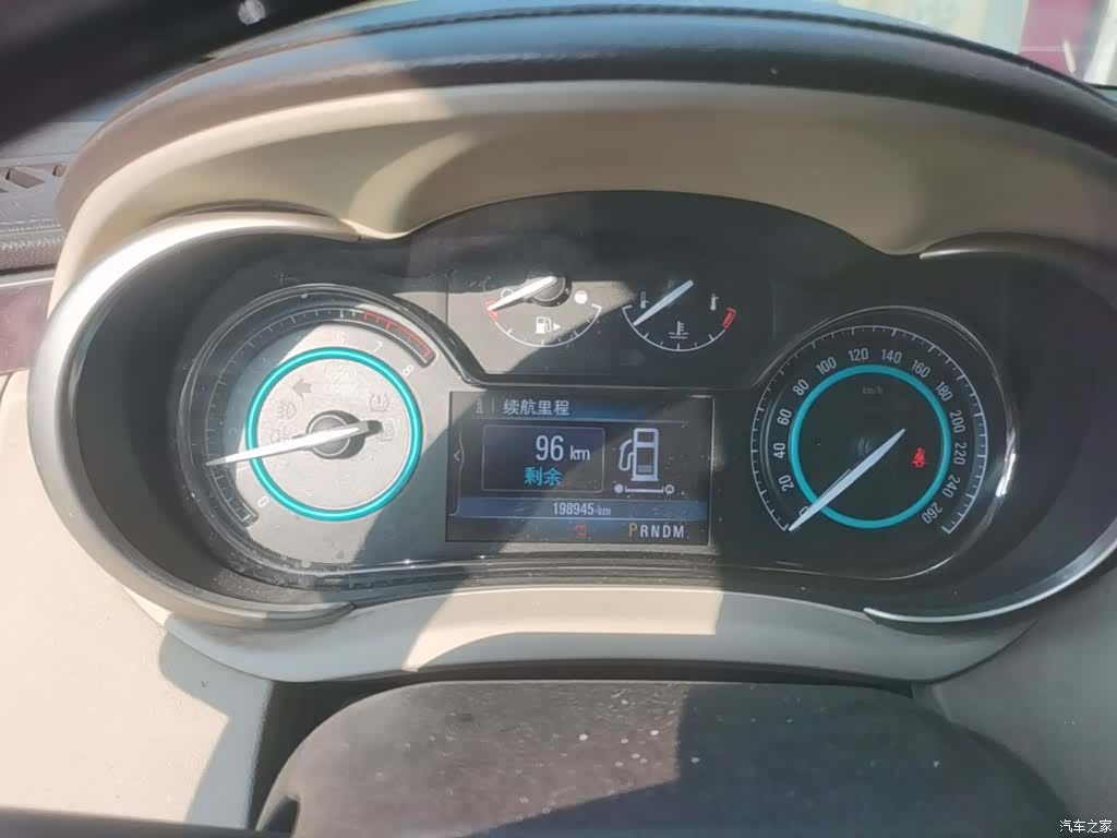 Buick LaCrosse, 2015 12