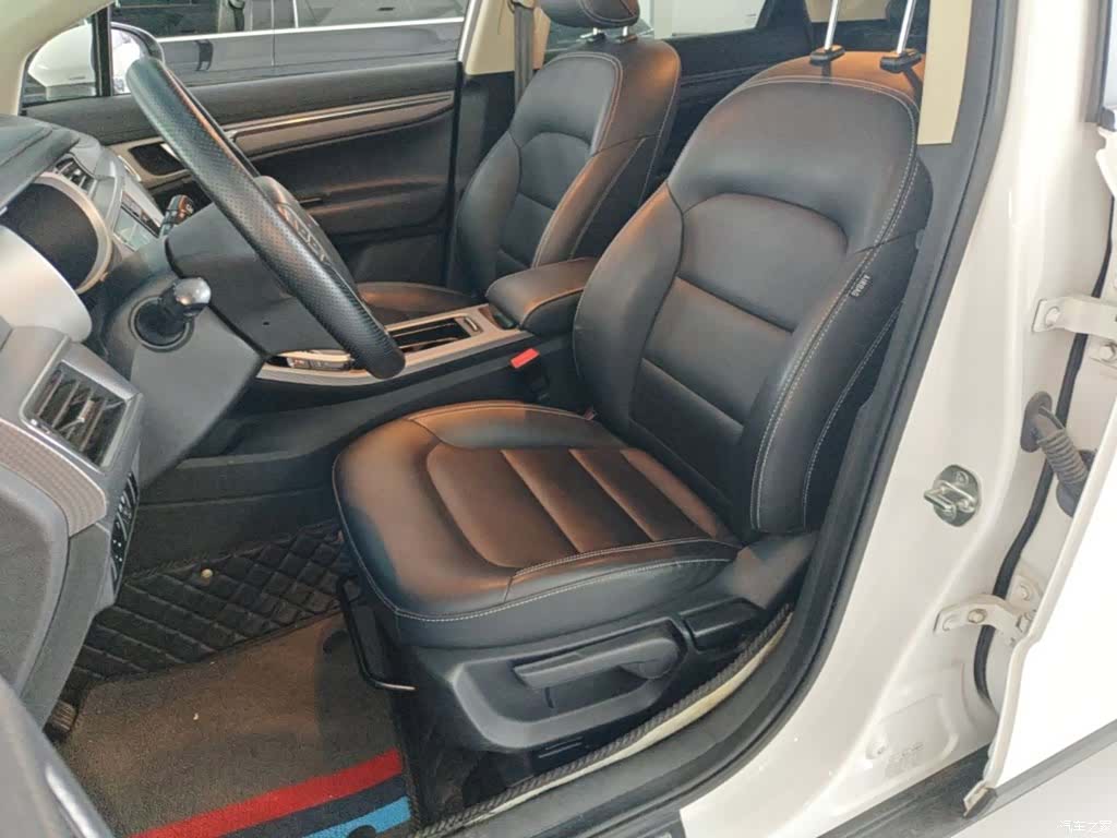 Geely Emgrand, 2018 15