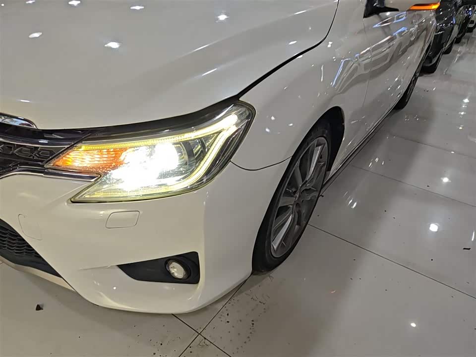 Toyota Reiz Toyota Reiz