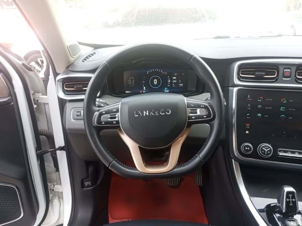 Lynk & Co 01, 2019 11