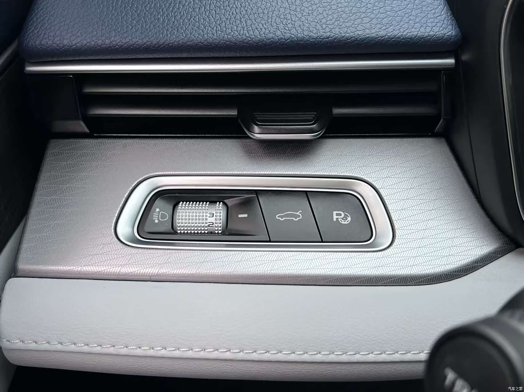 Geely Preface, 2021 25