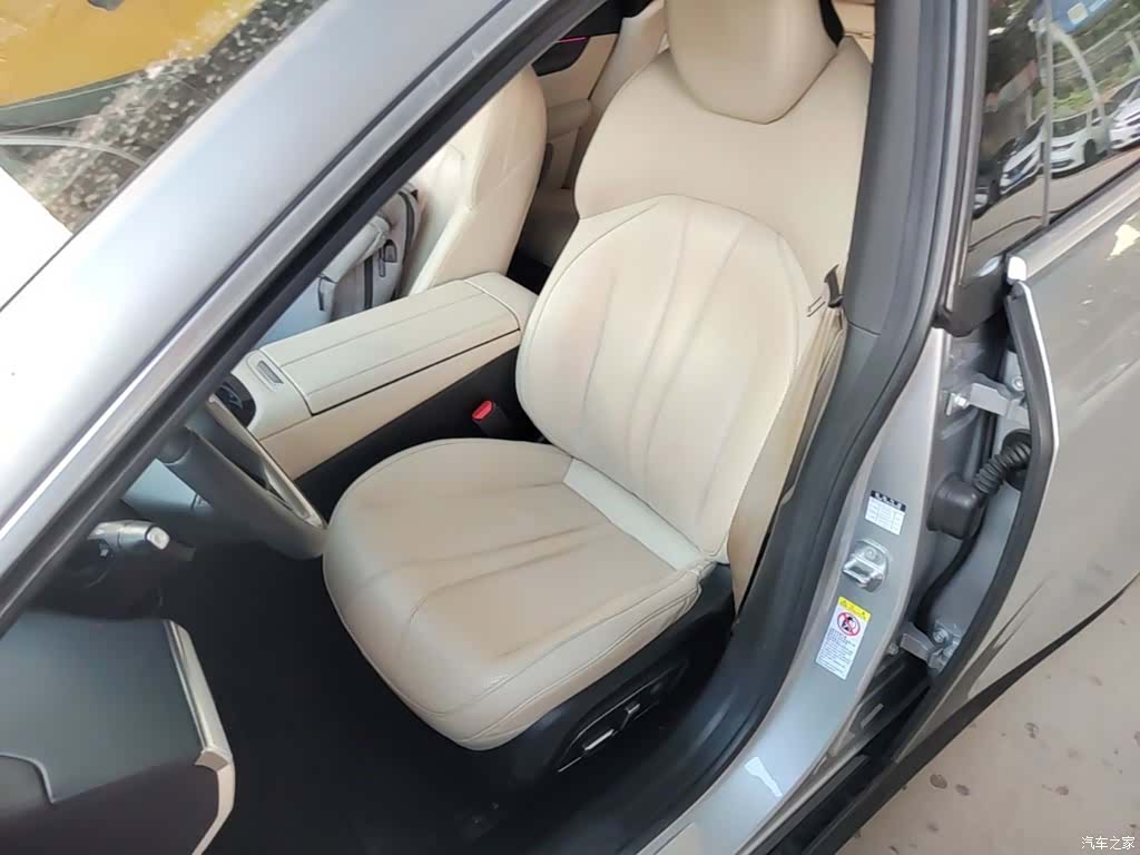 Xpeng P7, 2021 15