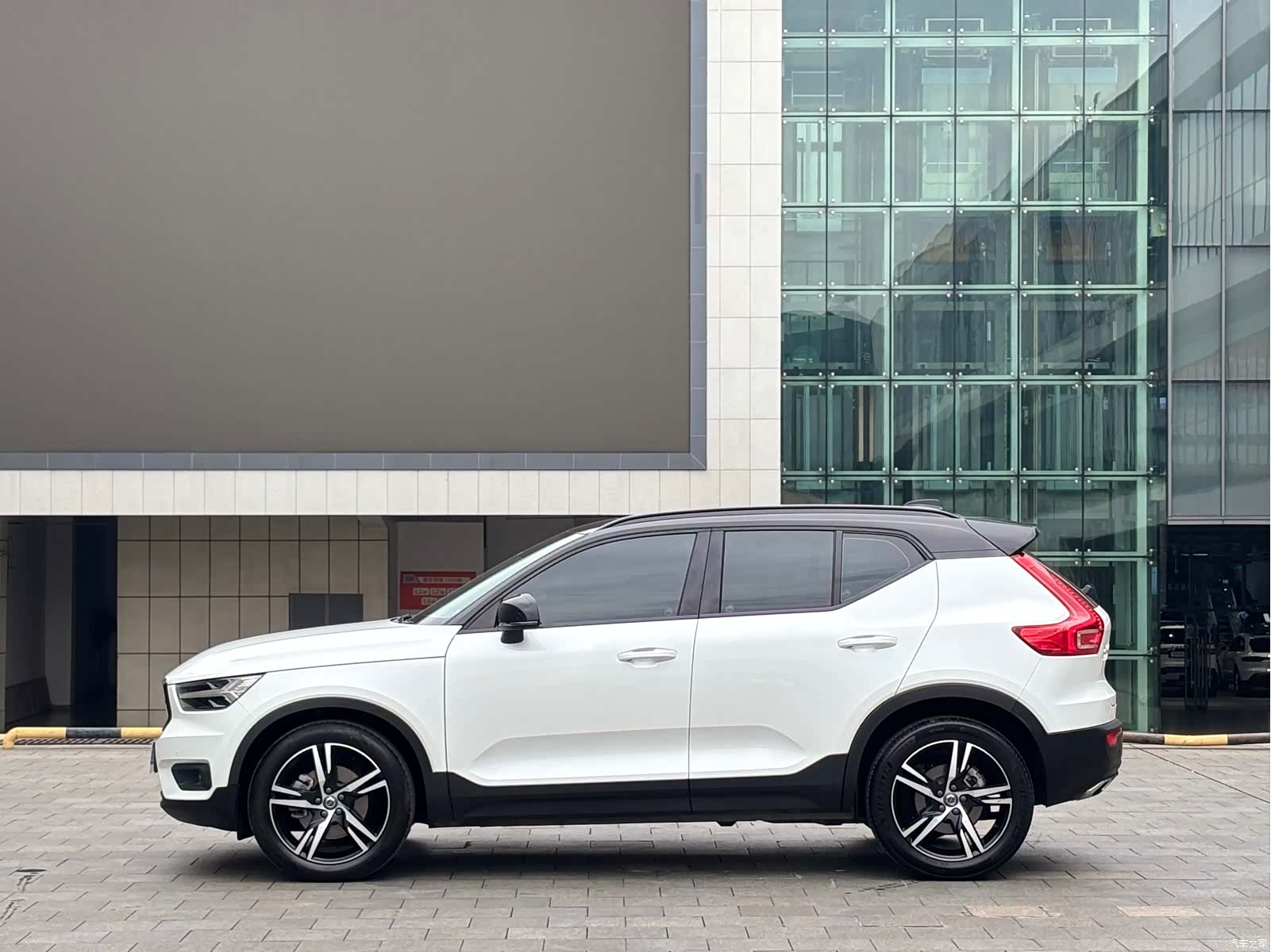 Volvo XC40, 2019 13