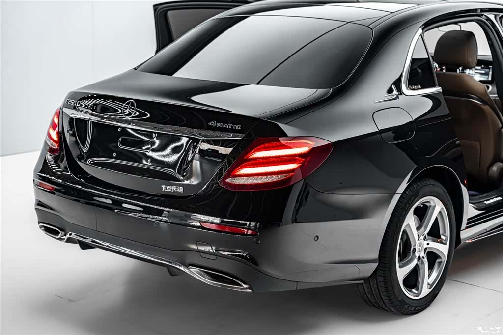 Mercedes-Benz E-Class, 2020 38