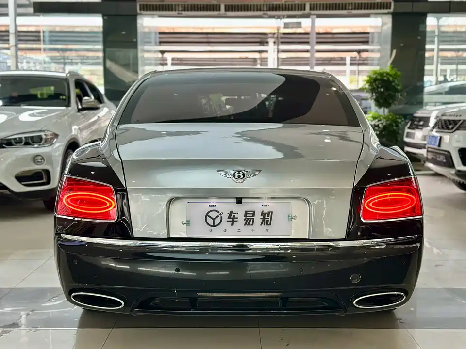 Bentley Flying