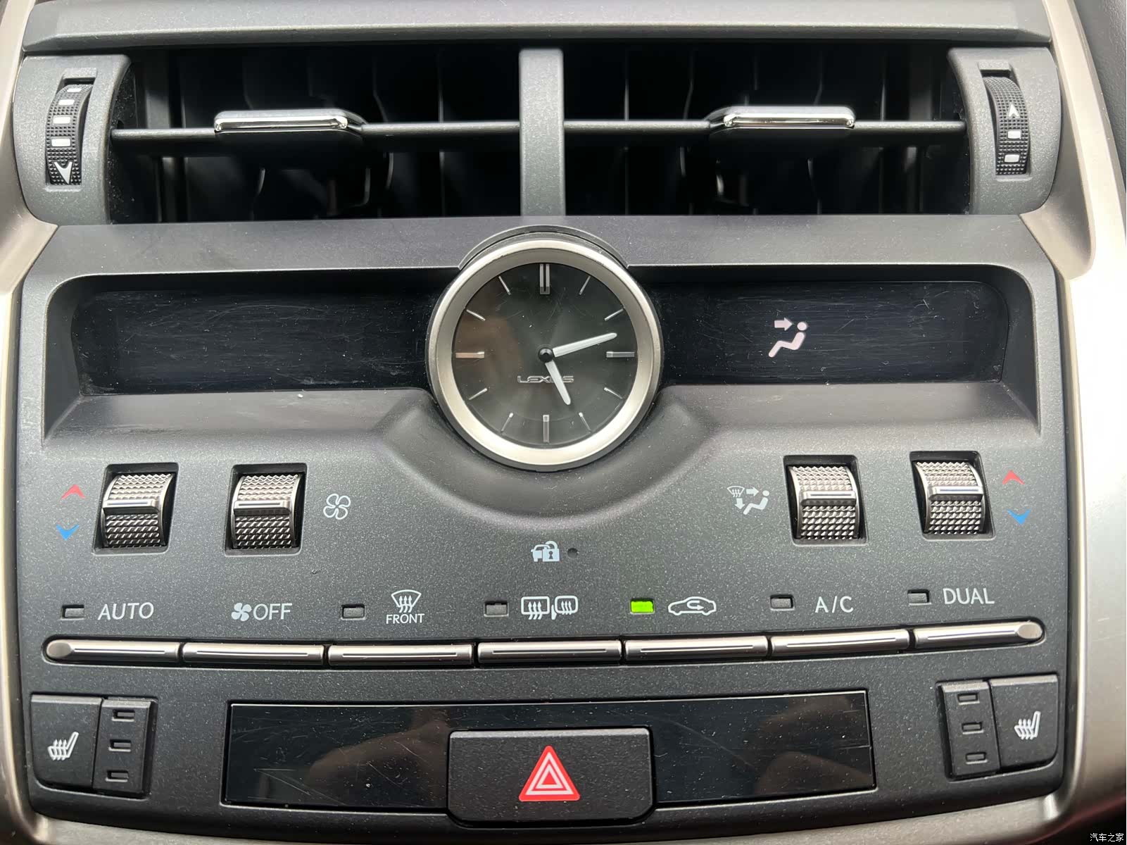 Lexus NX, 2018 8