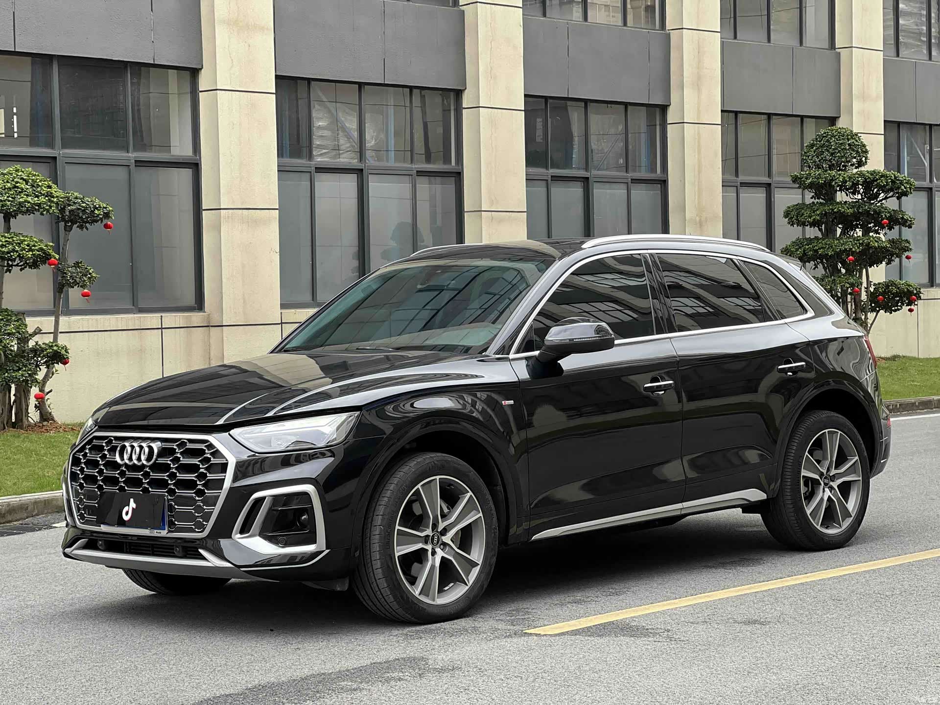 Audi Q5L, 2022 1