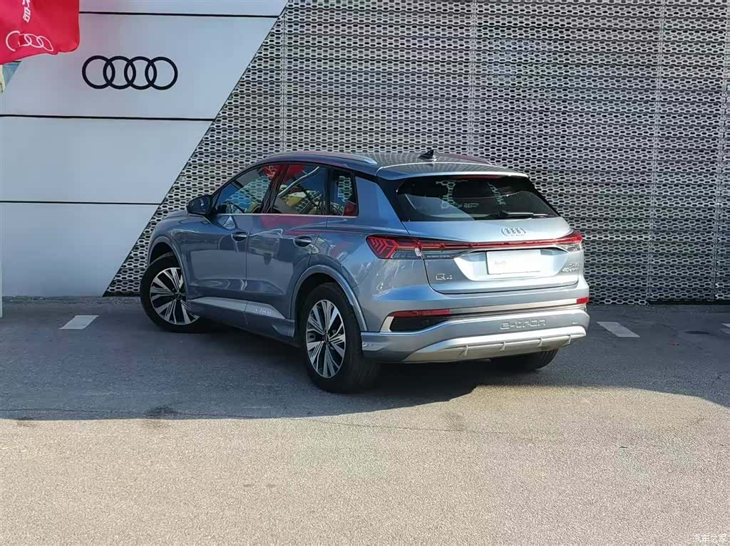 Audi Q4 e-tron, 2024 все фото