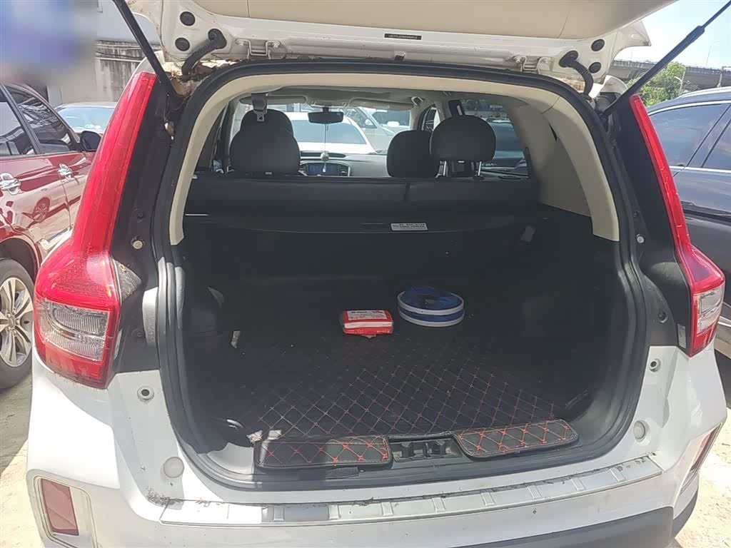 Geely X6, 2017 19