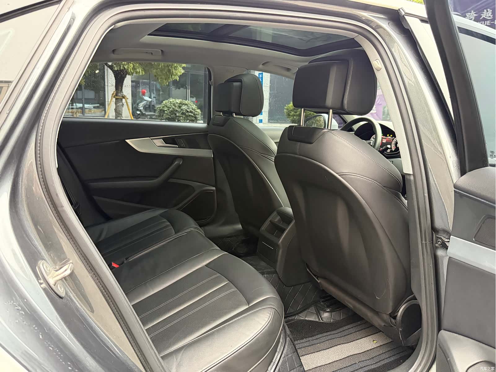 Audi A4L, 2021 9