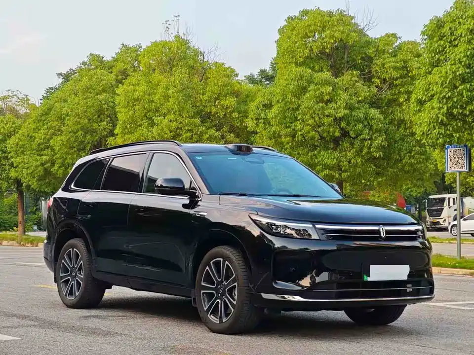 AITO Ask the world M7