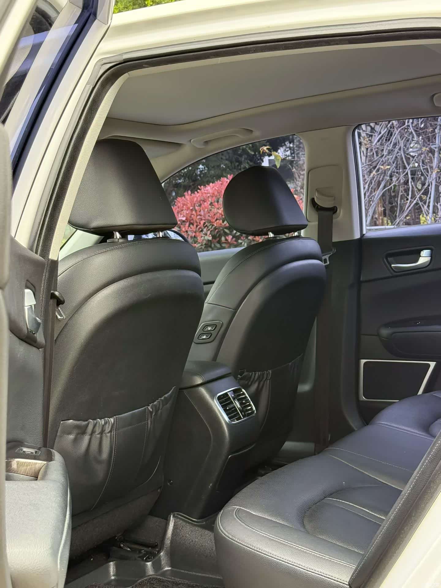 Kia K5, 2019 3