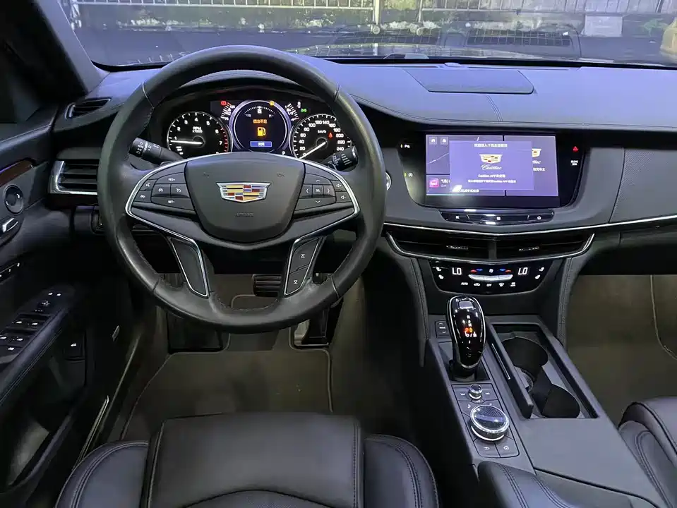 Cadillac CT6