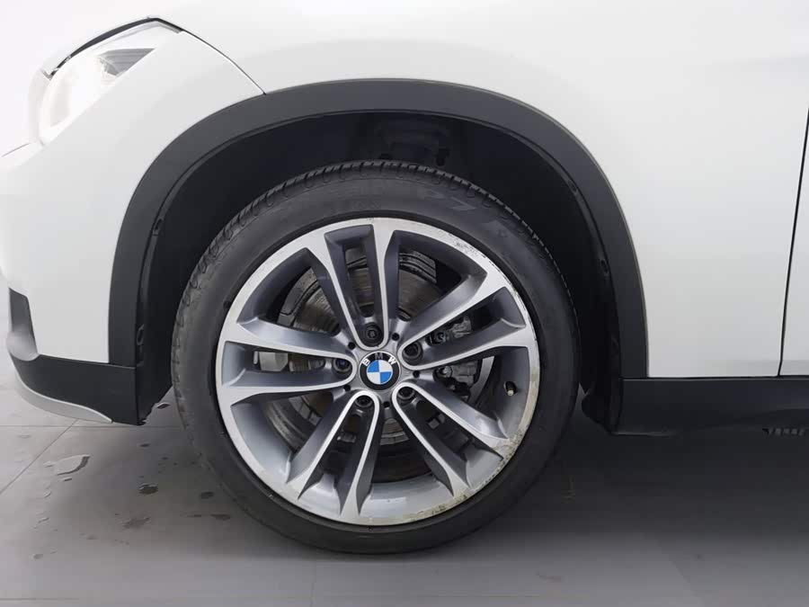 BMW X1 2016, фото 17