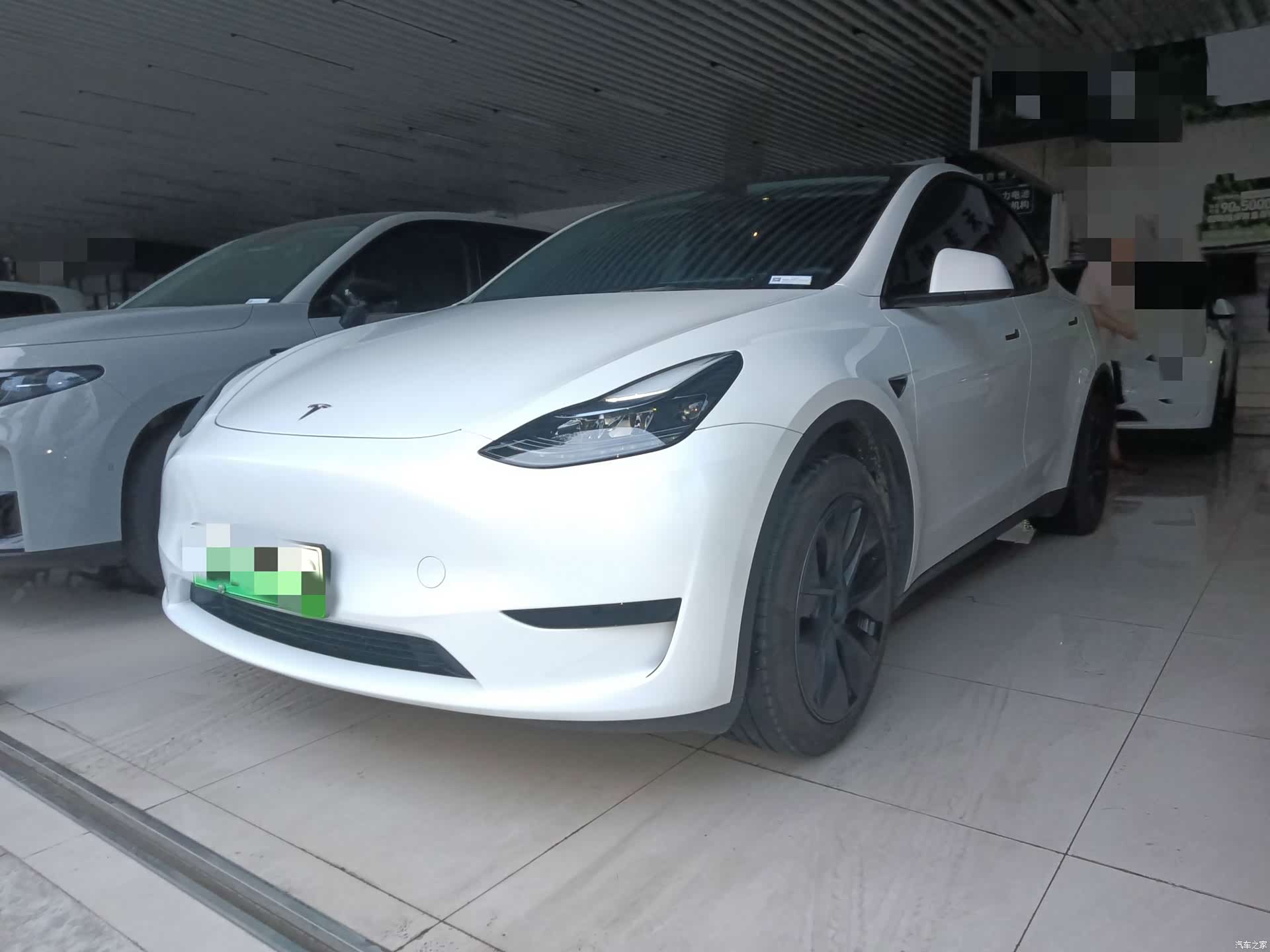 Tesla Model Y, 2024 1