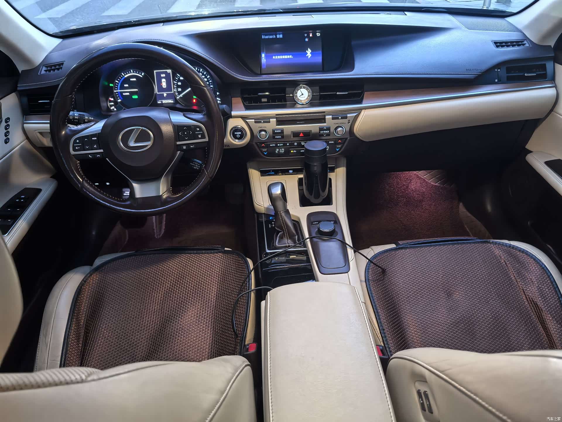 Lexus ES, 2015 14