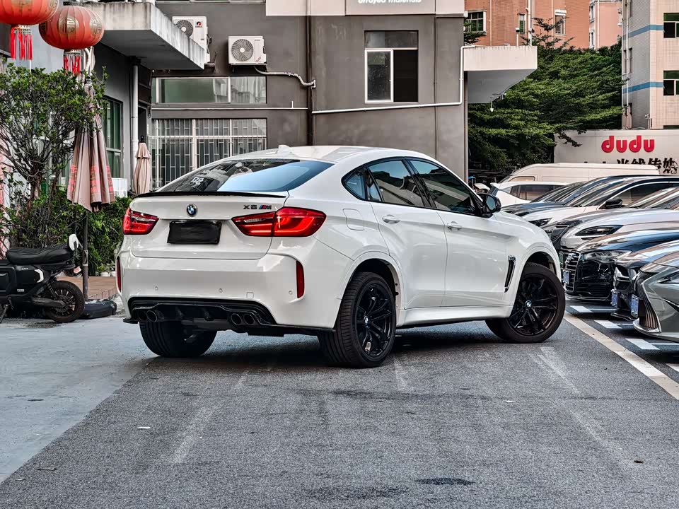 BMW X6 M