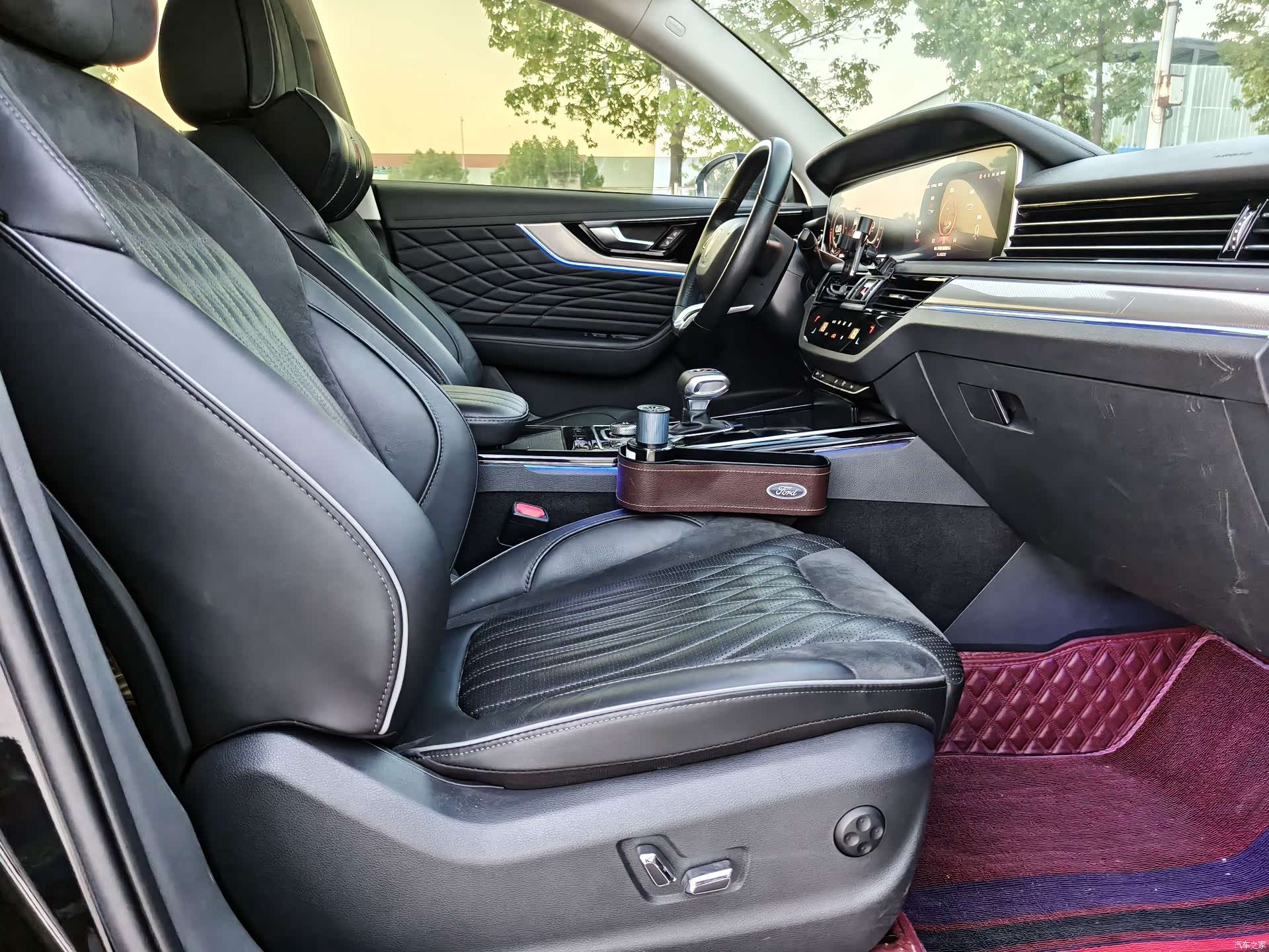 Hongqi HS5, 2022 20