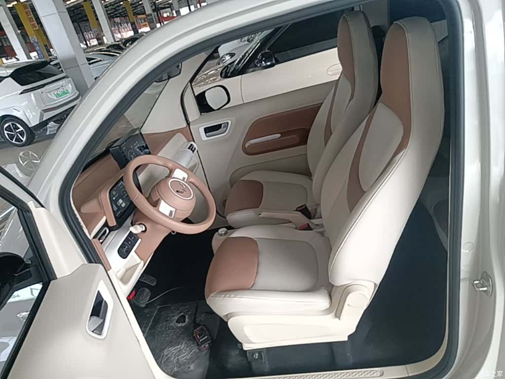Wuling MINIEV, 2025 15