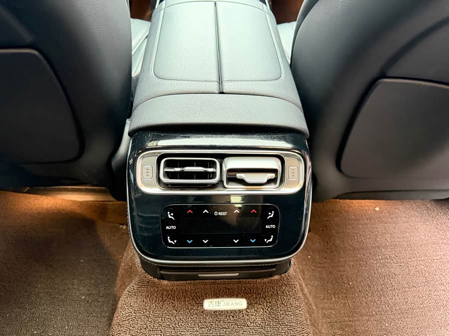 Mercedes-Benz S-Class 2022, фото 12