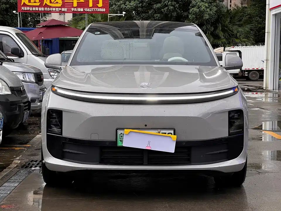 Li Auto Ideal L6
