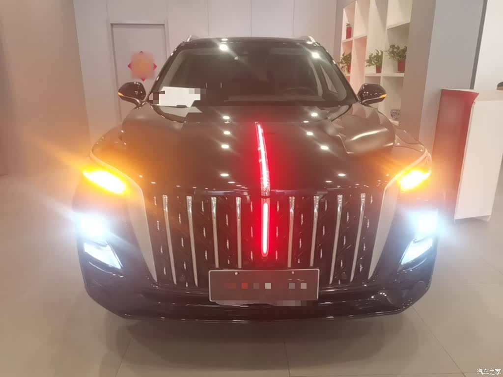 Hongqi HS5, 2023 3