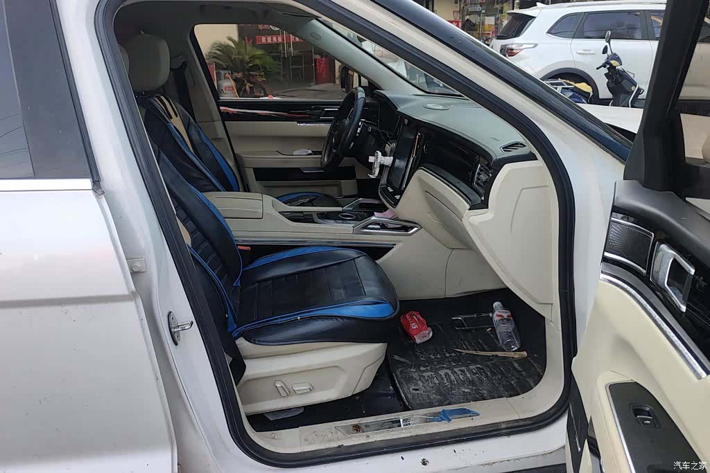 Zotye T700, 2018 8