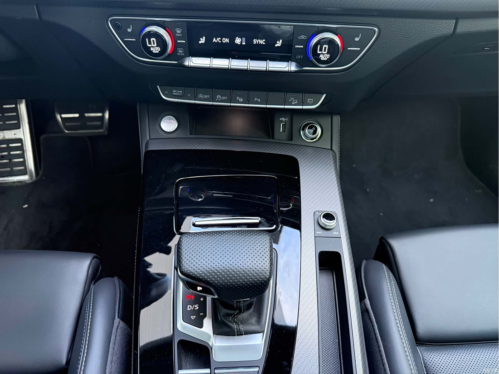 Audi Q5L, 2025 8
