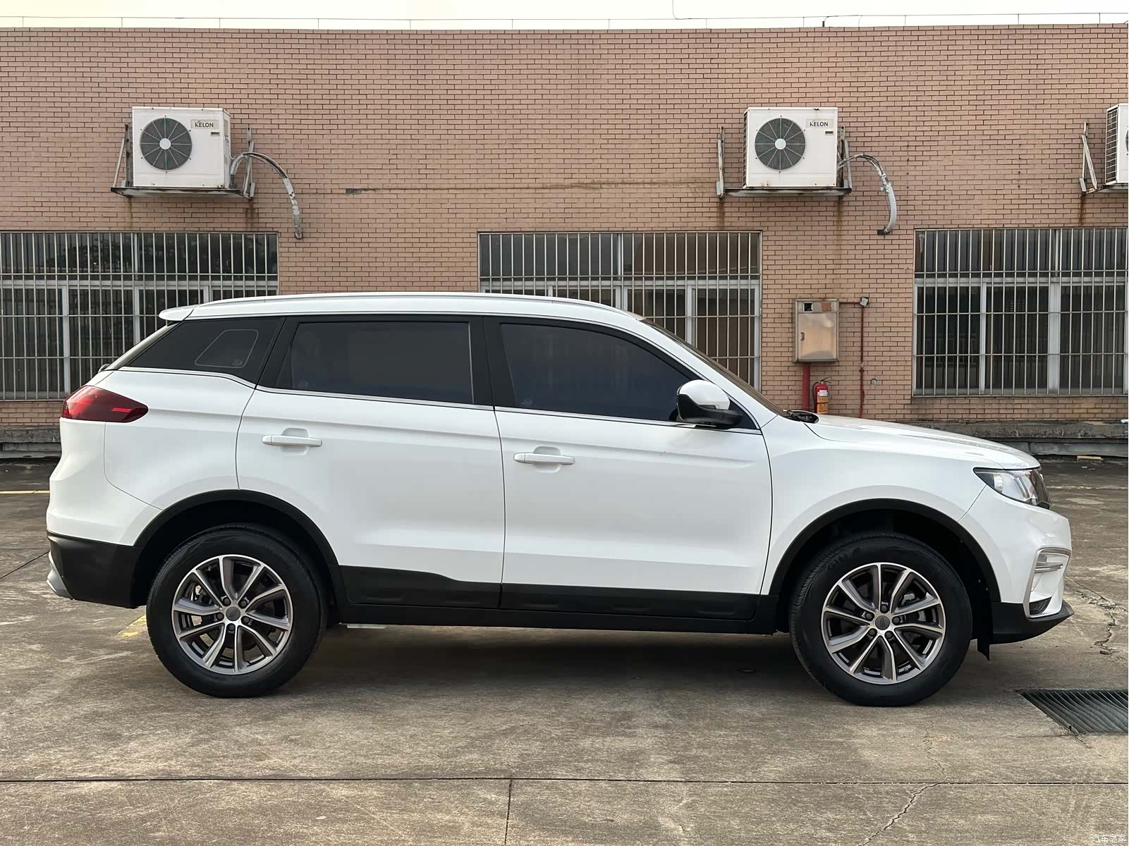Geely Boyue, 2021 4