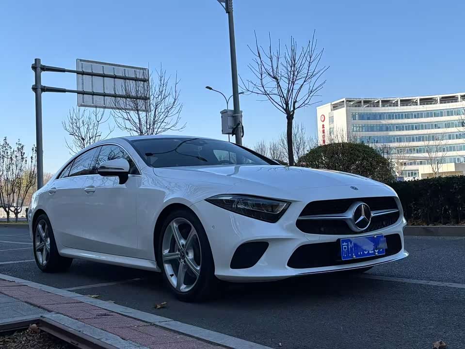 Mercedes-Benz CLS