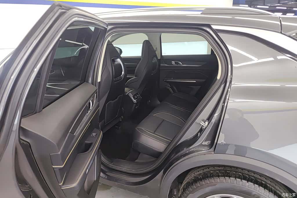 Lynk & Co 01, 2024 11
